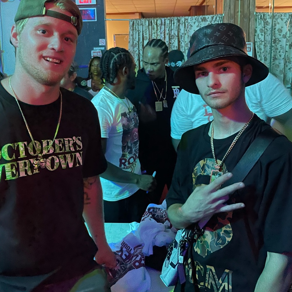 Meet your Posher, Austin